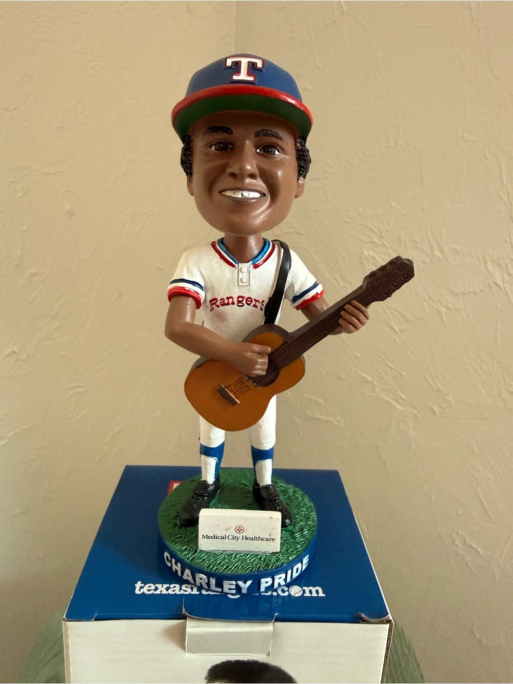 2020 Texas Rangers Charley Pride Commemorative  7" Bobble Head Figure NIB